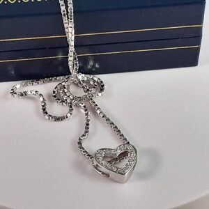 COLLAR MALLA VENECIANA CON COLGANTE CORAZÓN DE ORO BLANCO